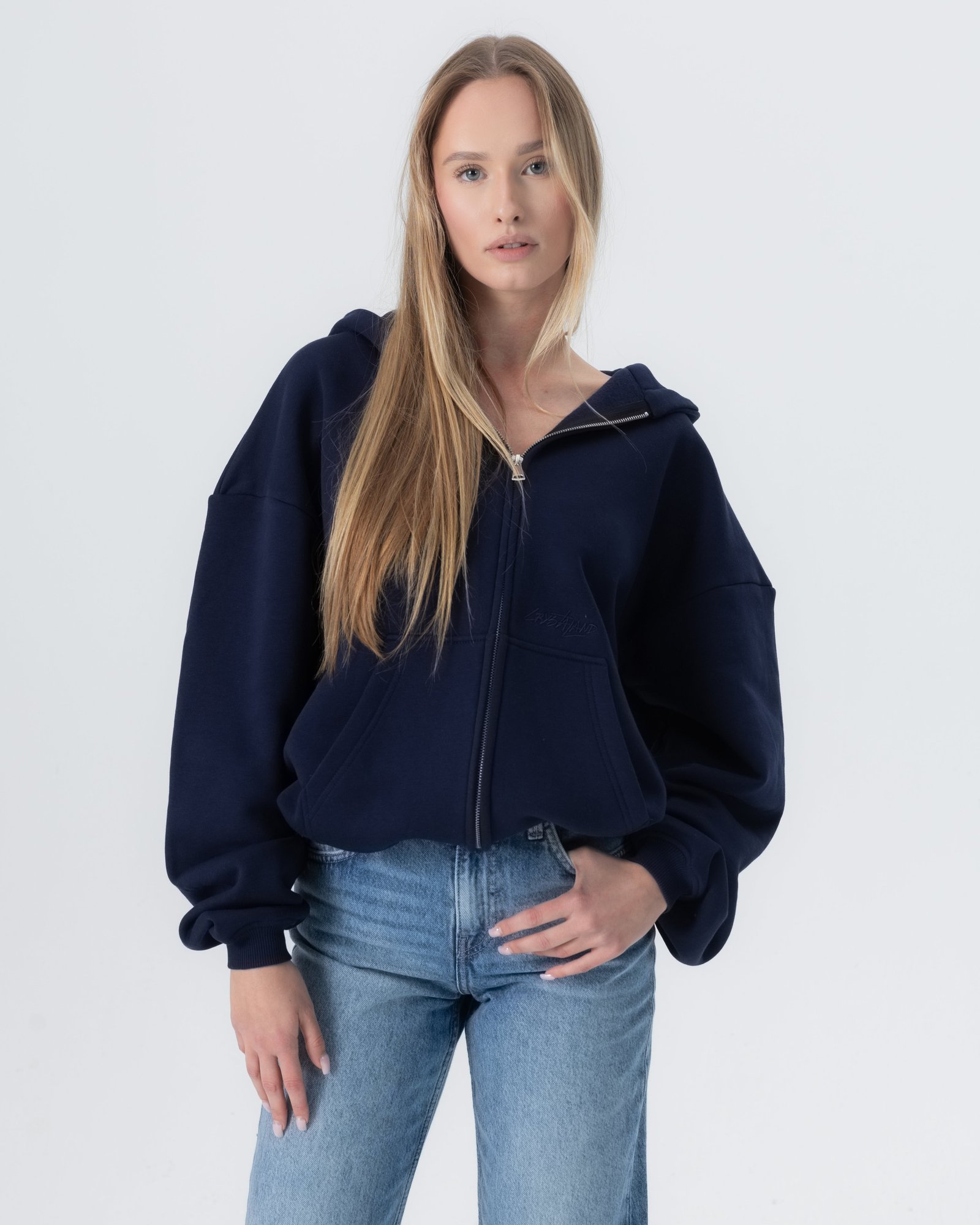 Crystaland_export-127_387149fe-4425-4147-8d38-8f77fb3fe58e CRYSTALAND ESSENTIAL DARK NAVY ZIP HOODIE - obrazek 1