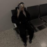 CRYSTALAND BASIC BLACK HOODIE - obrazek 4